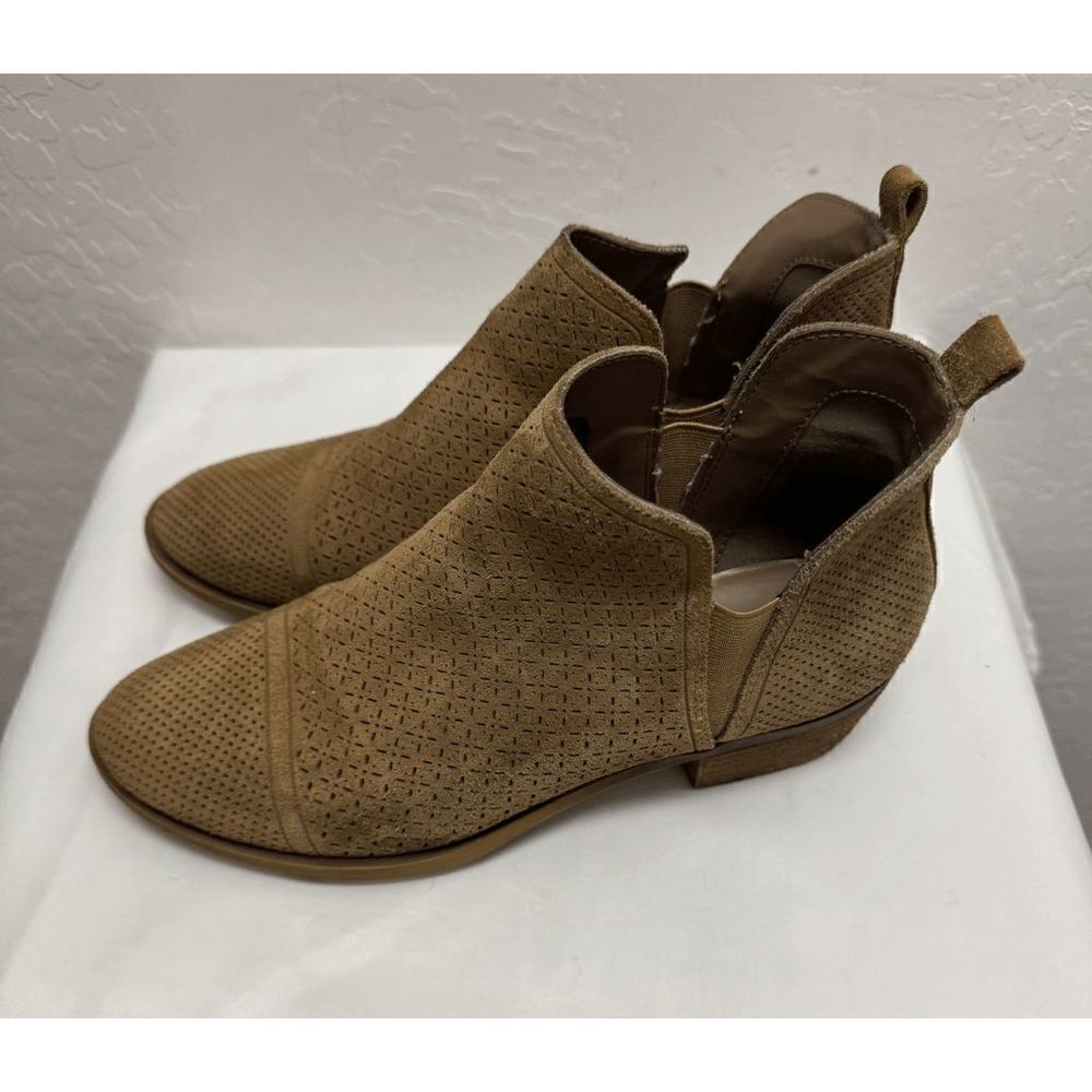 Kensie Glynda Tan Leather Bootie Size 8 M